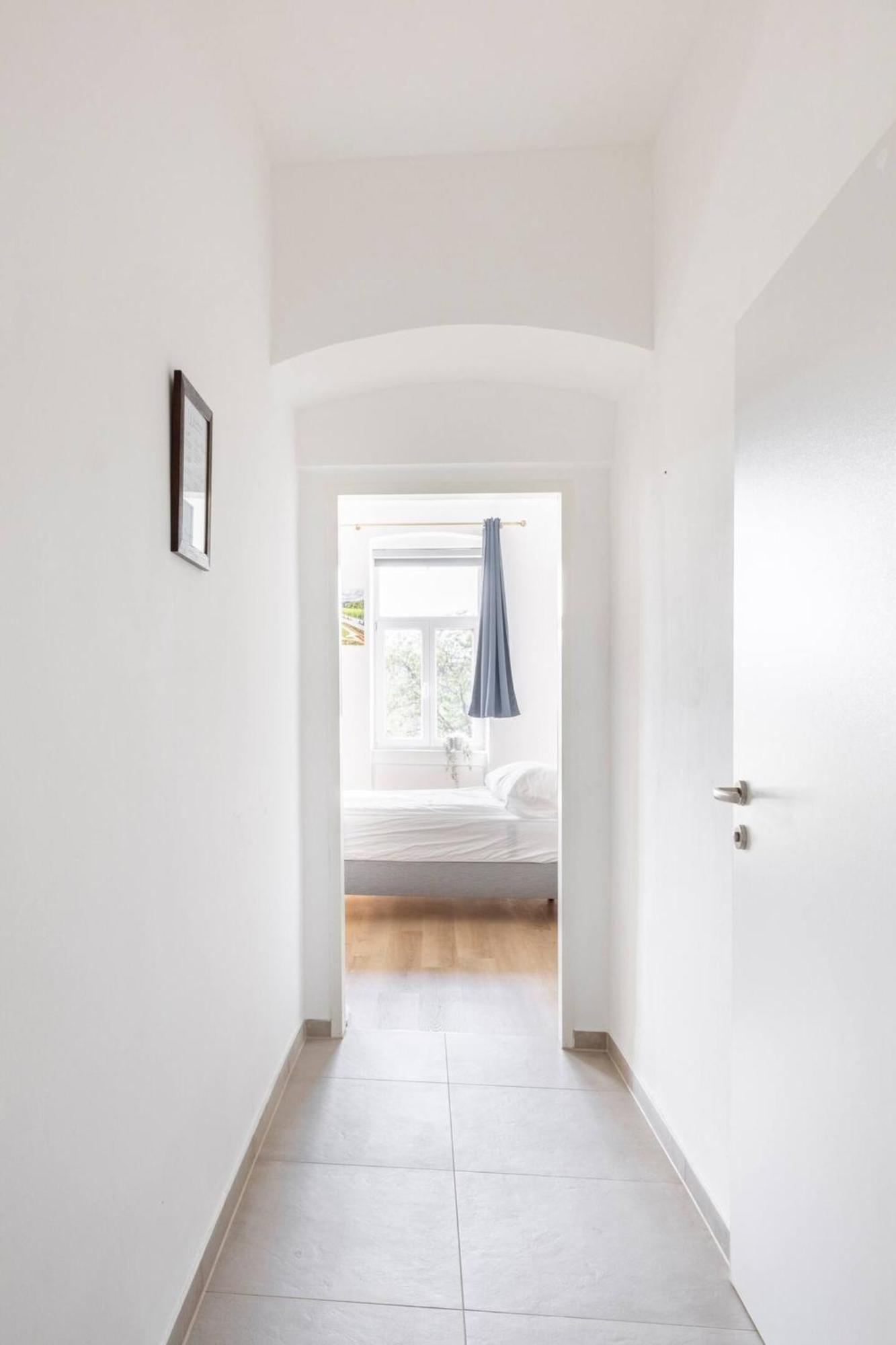 Apartment Near Schoenbrunn & Metro Βιέννη Εξωτερικό φωτογραφία